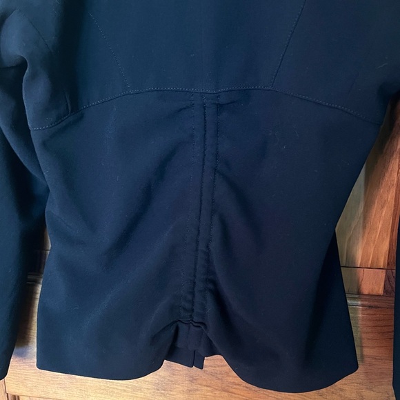 Vince Ruched Back Two Button Blazer - Picture 4 of 8